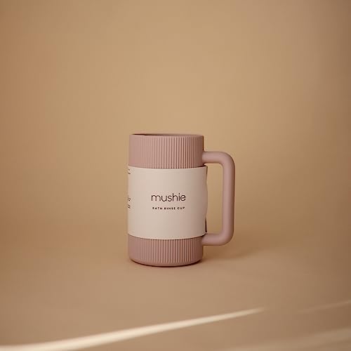 Mushie Baby Bath Rinse Cup - Soft Lilac 1
