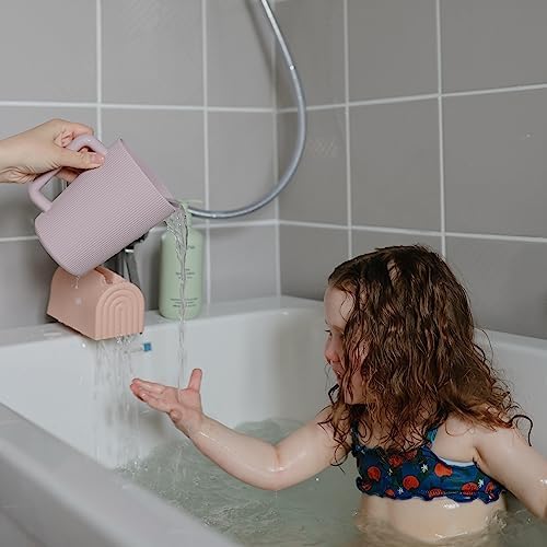 Mushie Baby Bath Rinse Cup - Soft Lilac 1