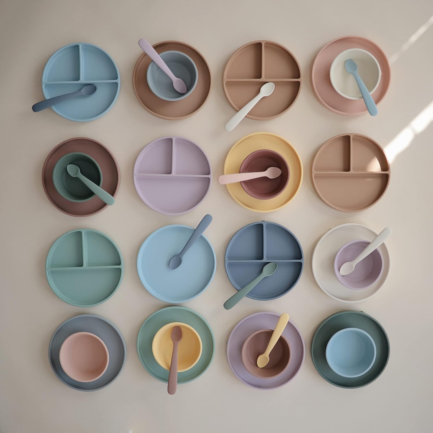 Mushie Classic Silicone Suction Plate BPA-Free Ivory