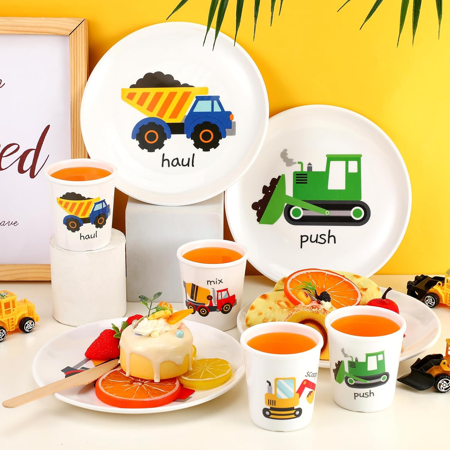 Yiyiring 4-Piece Construction Truck Dinnerware Set