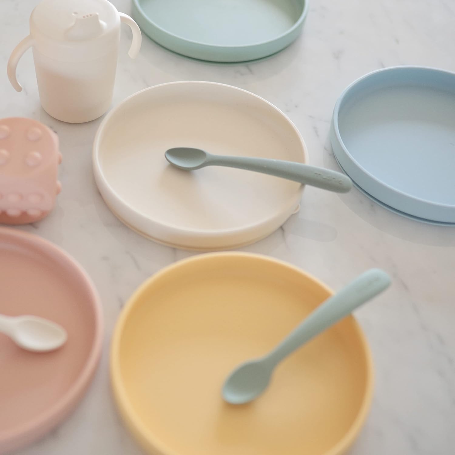 Mushie Classic Silicone Suction Plate BPA-Free Ivory
