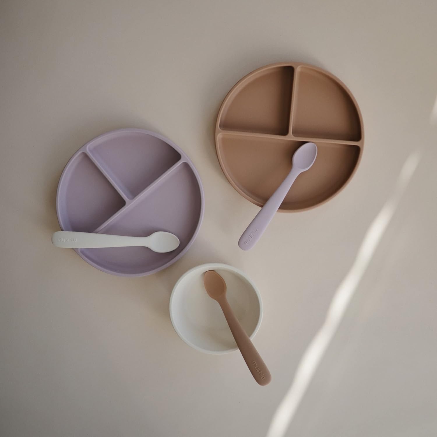 Mushie Silicone Suction Plate Soft Lilac