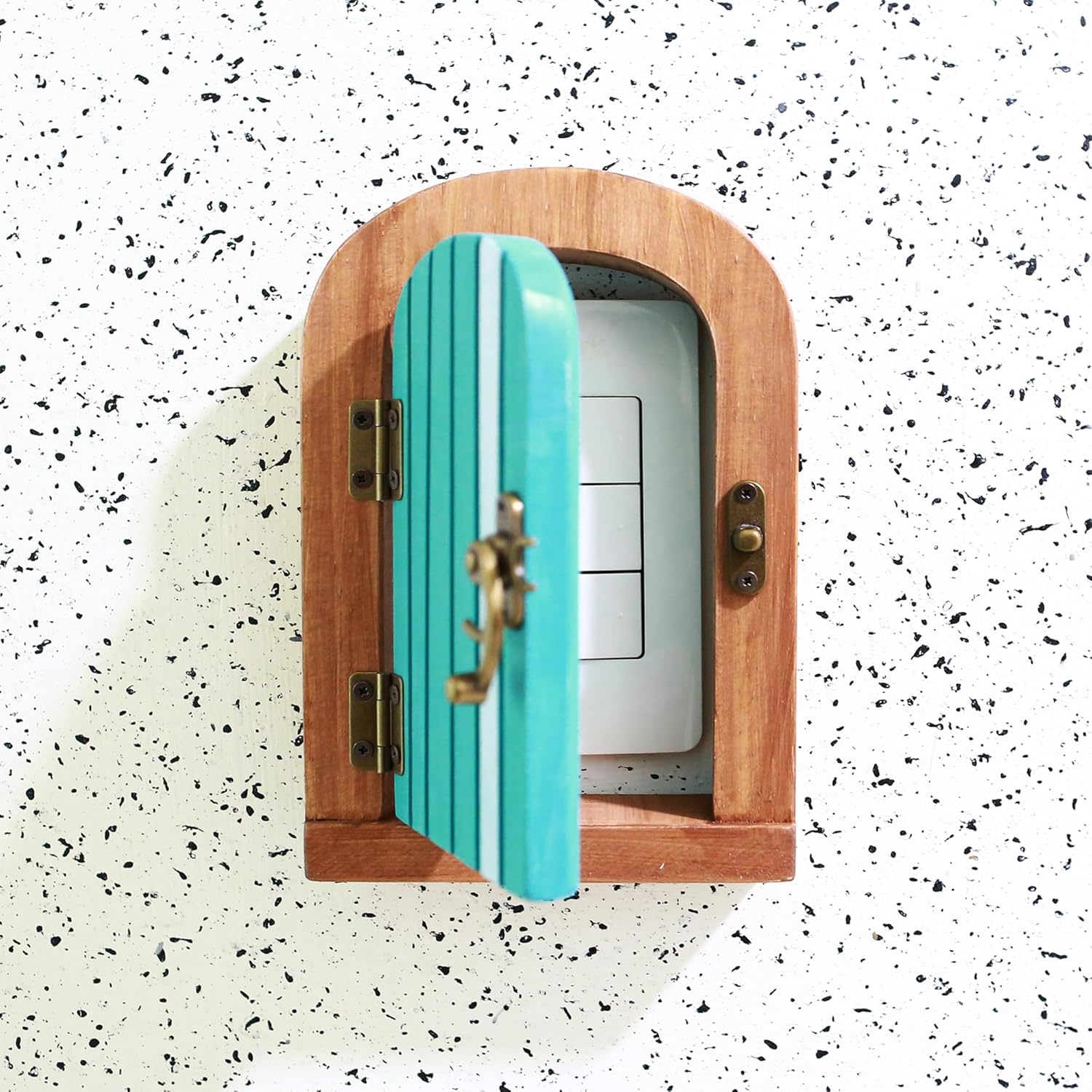 ROAEXPO Wooden Outlet Switch Covers - Premium Safety Decor